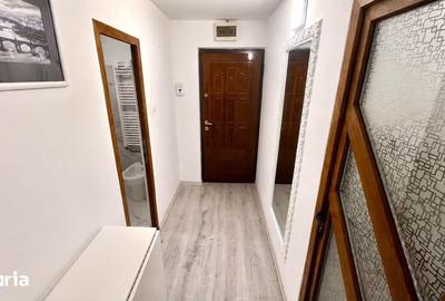 Apartament cu 2 camere decomandat în Banca Națională