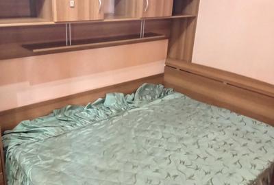 Apartament cu 2 camere semidecomandat în Craiovița Nouă - 1