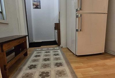 Apartament cu 2 camere semidecomandat în Florilor