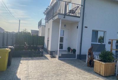 Casă cu 3 camere în Central - 2
