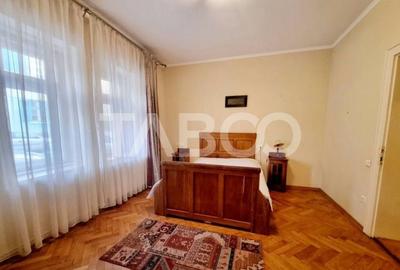 Apartament cu 2 camere semidecomandat, mobilat în Ultracentral