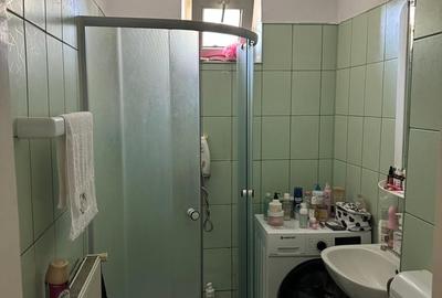 Garsonieră semidecomandată în Titan