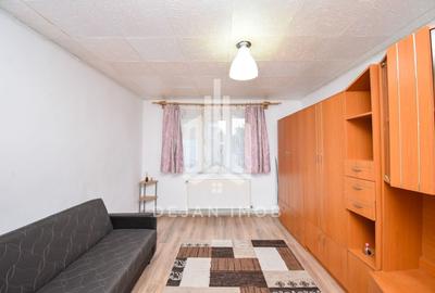 Garsonieră decomandată în Central