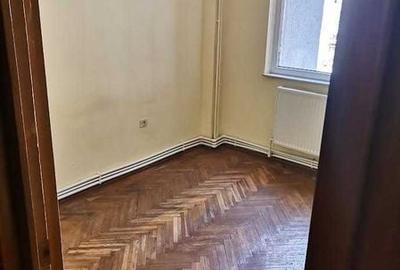 Apartament cu 3 camere în Central - 7