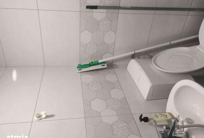 Garsonieră decomandată în Decebal