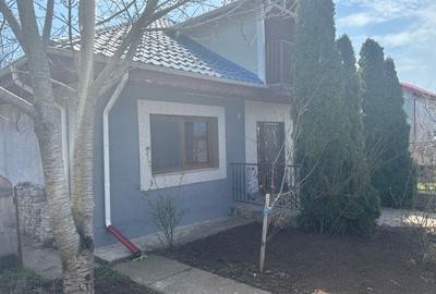 Casă cu 4 camere în Independența - 7