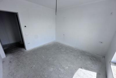 Casă cu 4 camere în Micești - 3