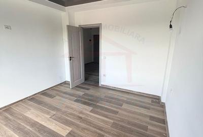 Apartament cu 2 camere în Micro 17