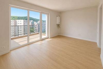 Apartament cu 3 camere semidecomandat în Florești
