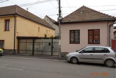 Casă cu 3 camere în Central - 8