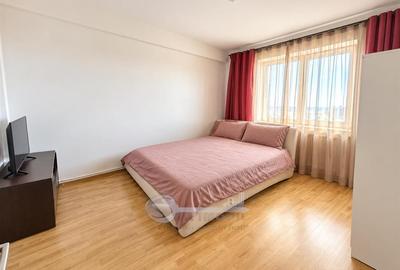 Apartament cu 2 camere nedecomandat în Podu Roș