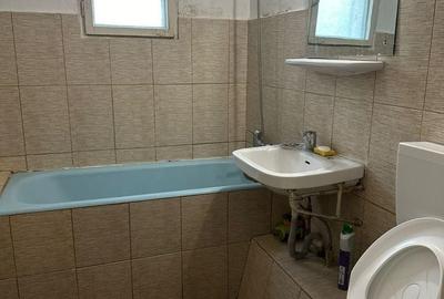 Apartament cu 3 camere decomandat în Decebal - 3