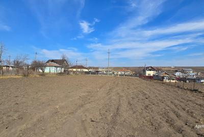 Teren Construcții intravilan de 1423 mp, în Central - 3