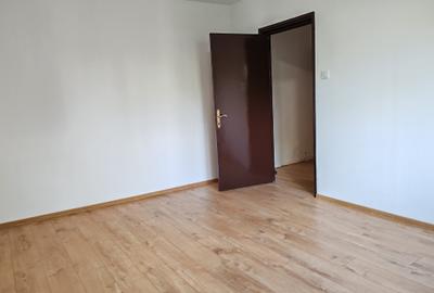Apartament cu 2 camere semidecomandat în Gemenii - 2