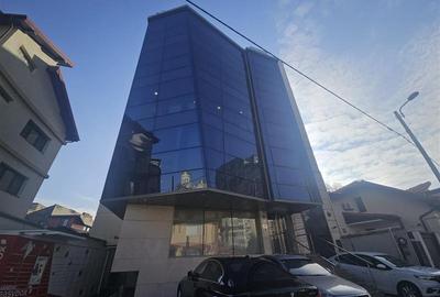 Birou, de 104 mp, în Central - 1