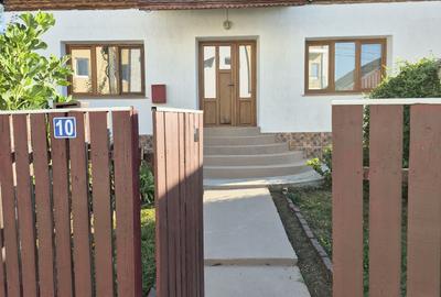 Casă cu 3 camere cu Teren 1000 Mp în Central - 10