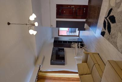 Apartament cu 2 camere nedecomandat în Circumvalațiunii - 1