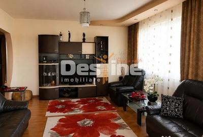 Apartament cu 3 camere decomandat în Tipografilor