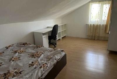 Apartament cu 3 camere decomandat în Canta - 4