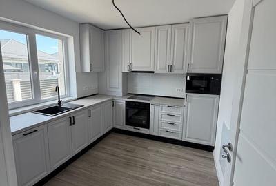 Casă cu 3 camere cu Teren 300 Mp în Central