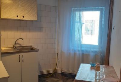 Apartament cu 2 camere decomandat în Găvana