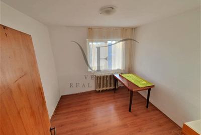 Apartament cu 4 camere decomandat în Pantelimon - 4