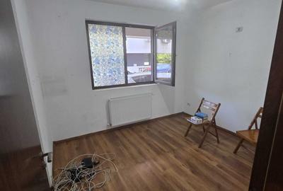 Apartament cu 2 camere semidecomandat în Păcii - 3