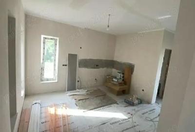 Casă cu 2 camere cu Teren 2900 Mp în Gelu - 7