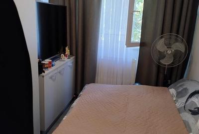 Apartament cu 3 camere semidecomandat în Central - 3