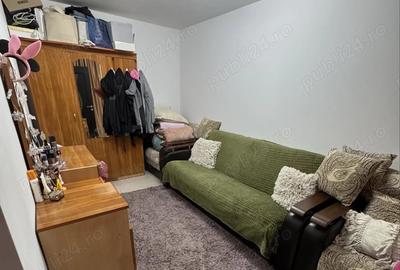 Apartament cu 3 camere semidecomandat în Central - 4