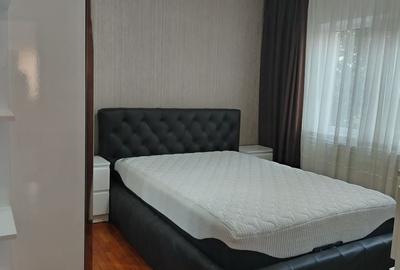 Apartament cu 2 camere decomandat în Republicii