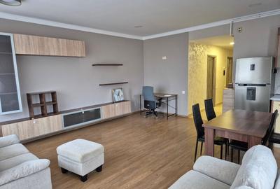 Apartament cu 2 camere decomandat, mobilat în Tractorul - 2