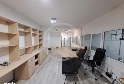 Spațiu comercial, de 300 mp, în Luna - 1