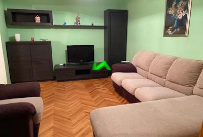 Apartament cu 4 camere decomandat în Mihai Viteazul