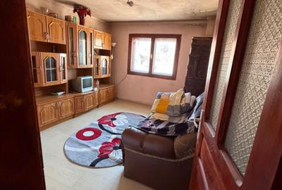 Garsonieră decomandată în Băi - 7