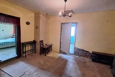 Casă cu 5 camere cu Teren 1638 Mp în Tufești - 4