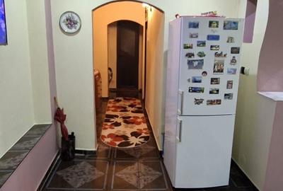 Apartament cu 3 camere decomandat în Central - 4