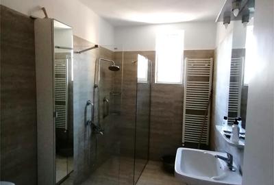 Apartament cu 4 camere decomandat în Brașovul Vechi - 6