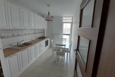 Apartament cu 3 camere decomandat în Exterior Vest - 3