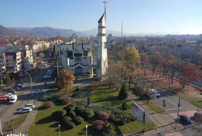 Garsonieră în Independenței