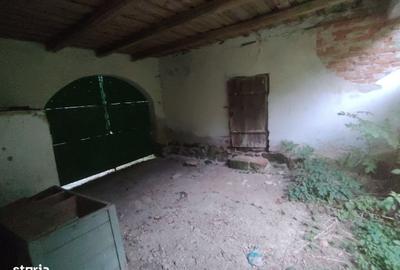 Casă cu 4 camere în Slatina de Mureș