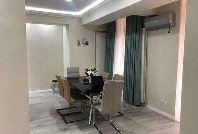Apartament cu 4 camere decomandat în Central - 3