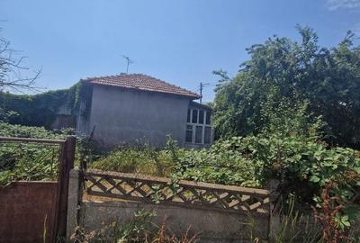 Teren de 765 mp, în Central