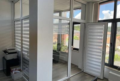 Spațiu comercial, de 50 mp, în Spitalul Județean - 4