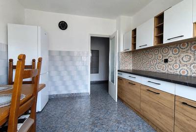 Apartament cu 2 camere decomandat în Nufărul