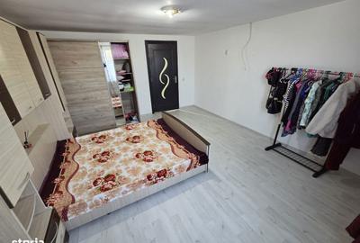 Casă cu 3 camere decomandat cu Teren 1020 Mp în Somova - 1