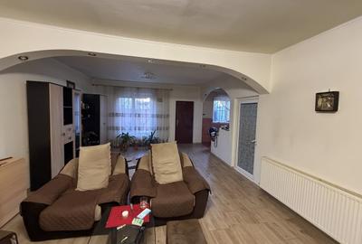 Casă cu 3 camere cu Teren 223 Mp în Pantelimon