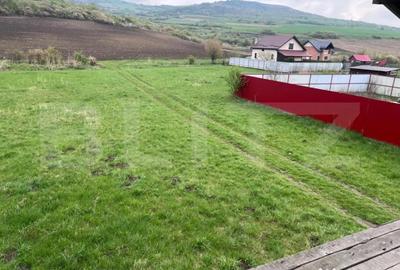 Casă cu 5 camere cu Teren 2000 Mp în Sântana de Mureș