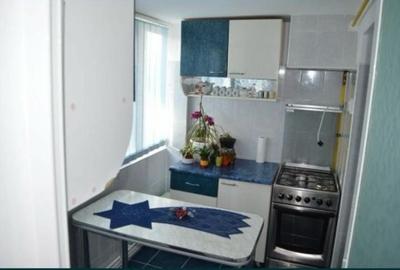 Apartament cu 3 camere decomandat în Central - 3