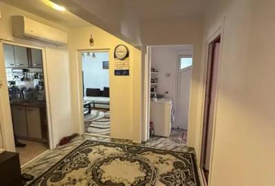 Apartament cu 4 camere decomandat, mobilat în Poarta 6 - 8